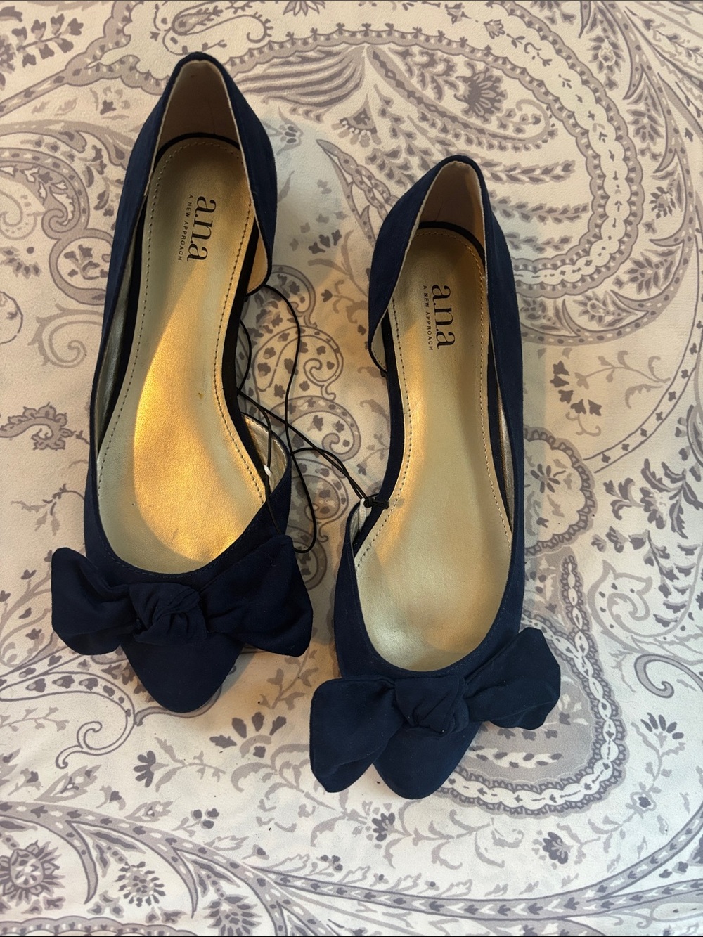 NEW a.n.a Navy Pointed-Toe Bow Flats for Women size 7